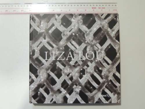 Liza Lou         ART/CRAFT