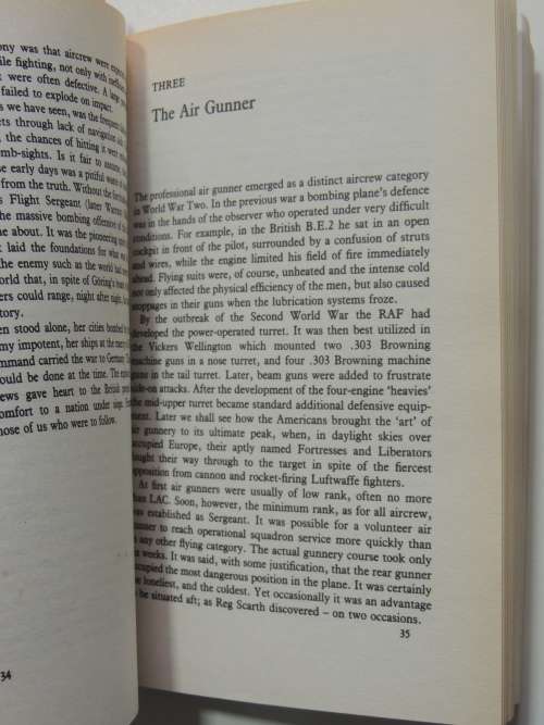 Aircrew  The Story Of The Men Who Flew The Bombers - Bruce Lewis