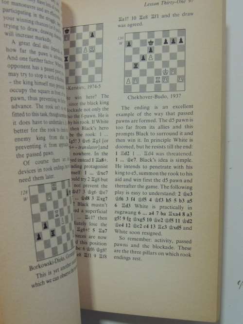 From Beginner to Expert in 40 Lessons - Chess - Aleksander Kostyev