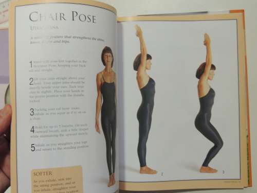 Simply Yoga - Yolanda Pettinato