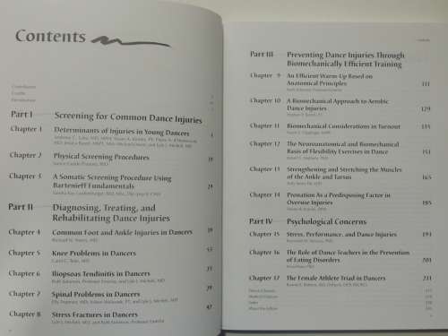 Preventing Dance Injuries - Ruth Solomon, John Solomon, Sandra Cerny Minton