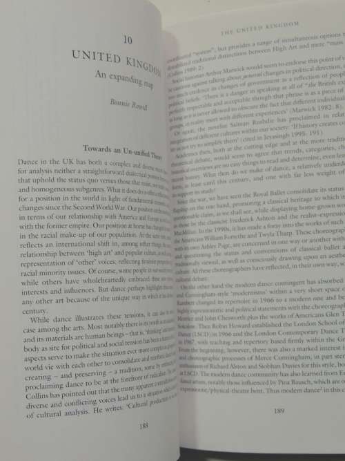 Europe Dancing, Perspectives onTheatre Dance& Cultural Identity - Ed. Andree Grau, Steph Jordan BOOK