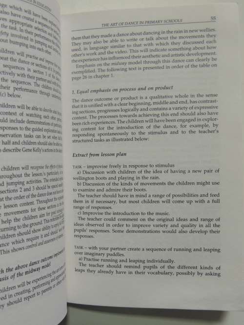 The Art Dance in Education - Jacqueline M Smith-Autard