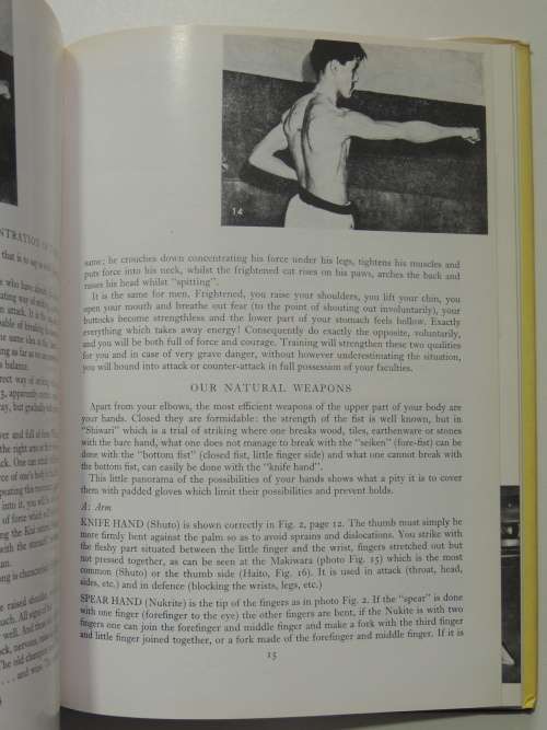 Karate byPictures,The Science ofSelf Defence bythe EmptyHand lucidly Explained &Illustrated- HD Plee