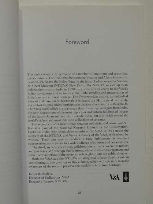 Essentials in the Care & Conservation of Historical Ceramic Objects - Victoria Oakley, Kamal Jain