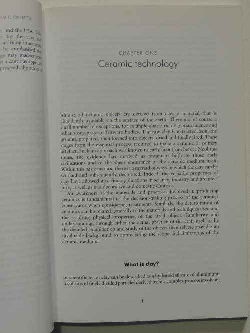 Essentials in the Care & Conservation of Historical Ceramic Objects - Victoria Oakley, Kamal Jain