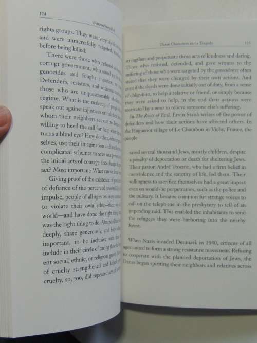 Extraordinary Evil - A Brief History Of Genocide - Barbara Coloroso