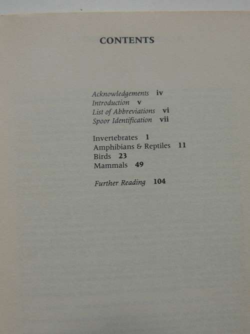 Concise Guide to the Animal Tracks of Southern Africa - Louis Liebenberg (Scarce)