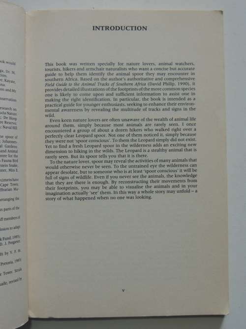 Concise Guide to the Animal Tracks of Southern Africa - Louis Liebenberg (Scarce)