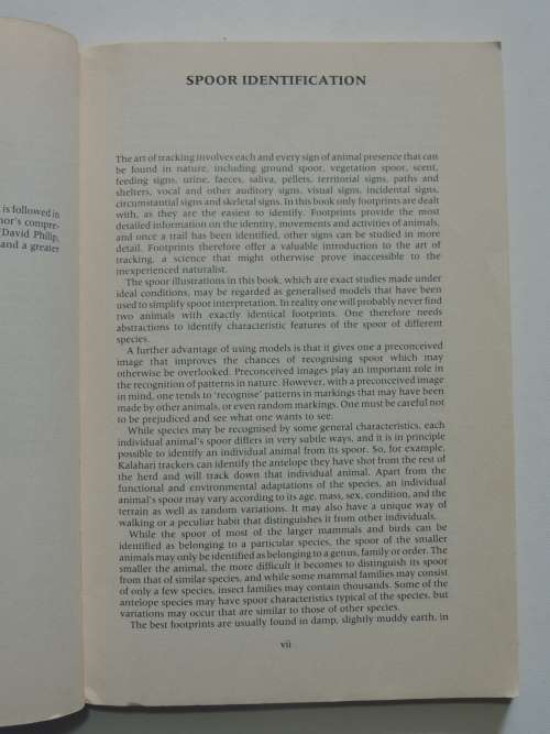 Concise Guide to the Animal Tracks of Southern Africa - Louis Liebenberg (Scarce)