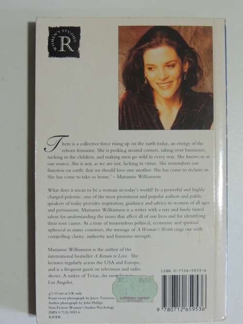 A Woman`s Worth - Marianne Williamson