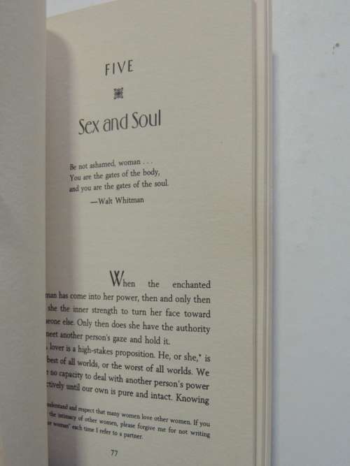 A Woman`s Worth - Marianne Williamson