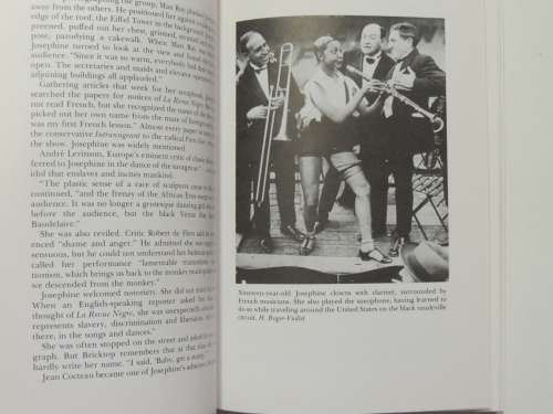 Naked At The Feast - The Biography Of Josephine Baker - Lynn Haney