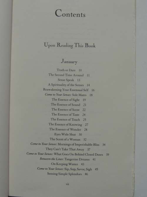 Romancing The Ordinary - A Year Of Simple Splendor - Sarah Ban Breathnach