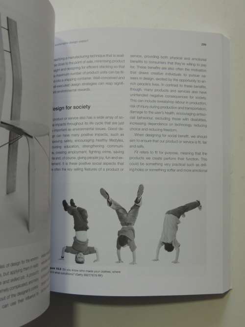 Design and Designing - A Critical Introduction - Ed`s: Steve Garner, Chris Evans