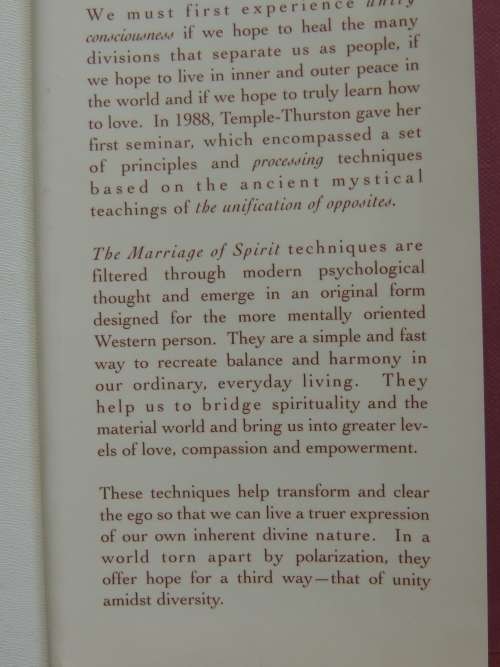 The Marriage of Spirit - Enlightened Living in Today`s World - Leslie Temple-Thurston