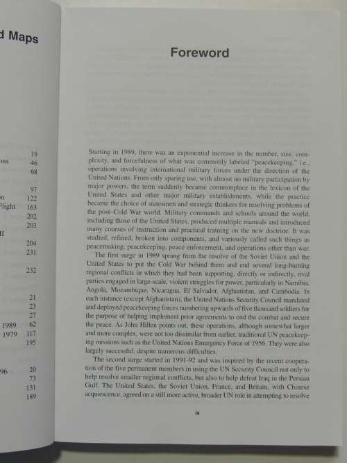 Blue Helmets - The Strategy Of UN Military Operations - John Hillen