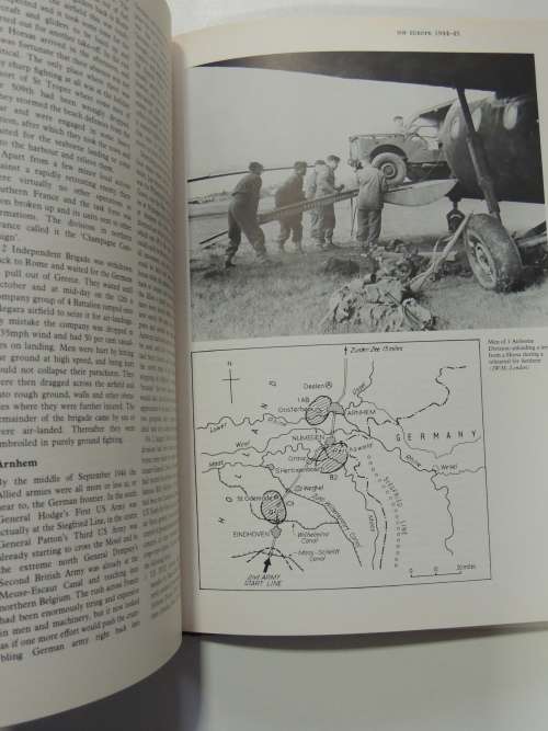 Assault From The Sky - A History Of Airborne Warfare - John Weeks