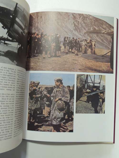 Assault From The Sky - A History Of Airborne Warfare - John Weeks