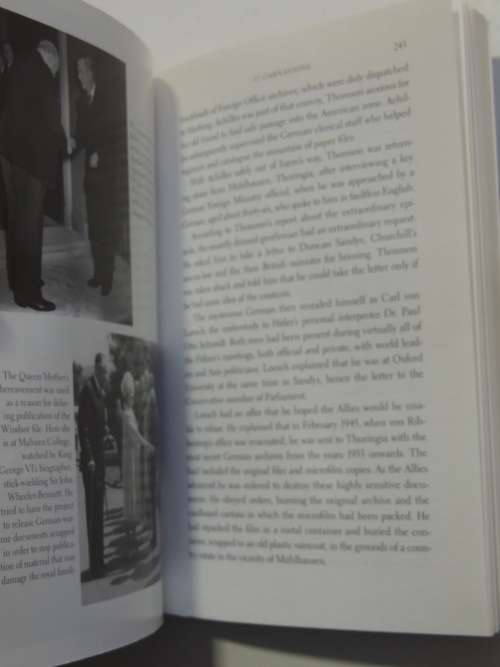 17 Carnations - The Windsors And The Nazis And The Cover-Up - Andrew Morton