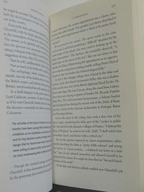 17 Carnations - The Windsors And The Nazis And The Cover-Up - Andrew Morton