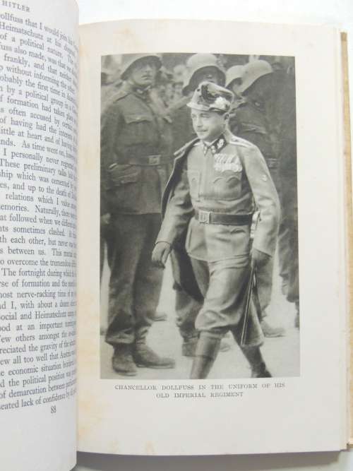 Between Hitler And Mussolini - Memoirs Of Ernst Rudiger - Ernst Rudiger Prince Starhember