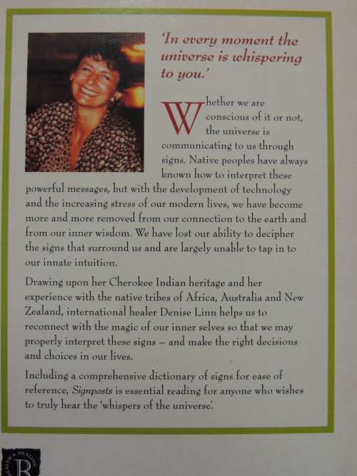 Signposts - How to Interpret the Coincidences and Symbols in Your LifeDenise Linn