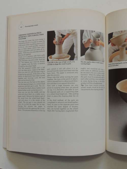 Ceramics - A Complete Guide for Creative Potters - Ayca Riedinger