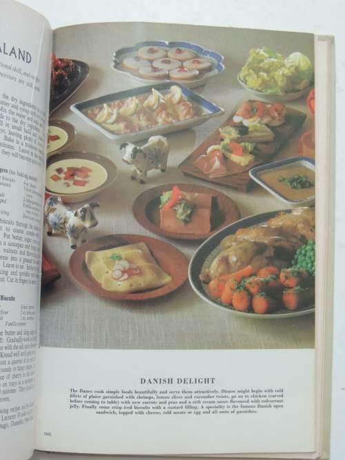Women`s Own Cook Book - 1964
