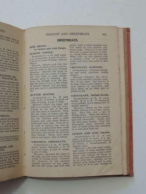 Mrs Beeton`s Cookery Book- Isabella Beeton -1923