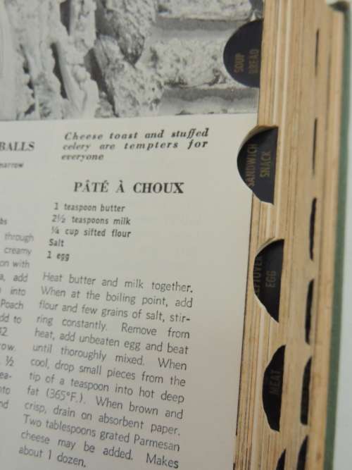 Encyclopedic Cookbook - Culinary Arts Institute  - Ed. Ruth Berolzheimer - Revised 1950