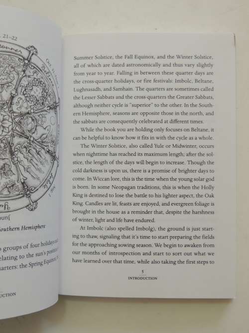 Beltane - Rituls, Recipes & Lore for May DayLlewellyn`s Sabbat Essentails