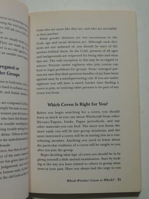 The Witch`s Coven - Finding or Forming Your Own Circle- Edin McCoy
