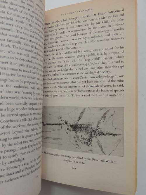 The Dinosaur Hunters,True Story..Scientific Rivalry, Discovery Of Prehistoric World-Deborah Cadbury