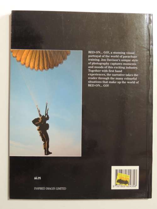 Red-On Go! - A Visual Celebration Of The 50th Year Of Parachute Training - Jon Davison