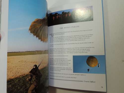 Red-On Go! - A Visual Celebration Of The 50th Year Of Parachute Training - Jon Davison