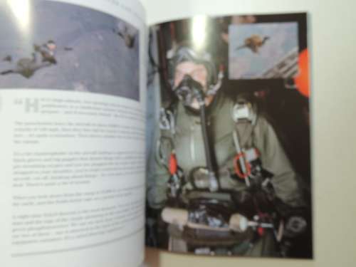 Red-On Go! - A Visual Celebration Of The 50th Year Of Parachute Training - Jon Davison