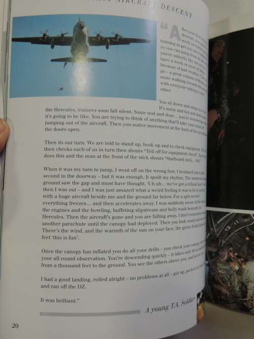 Red-On Go! - A Visual Celebration Of The 50th Year Of Parachute Training - Jon Davison