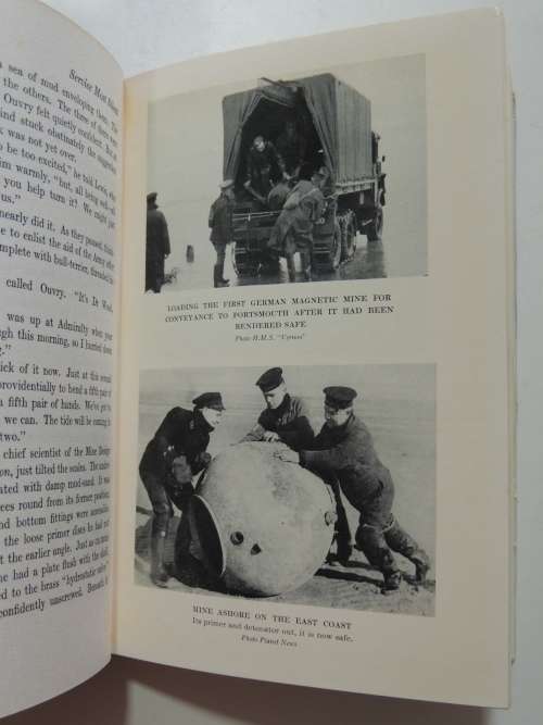 Service Most Silent - The Navy`s Fight Against Enemy Mines - John Frayn Turner