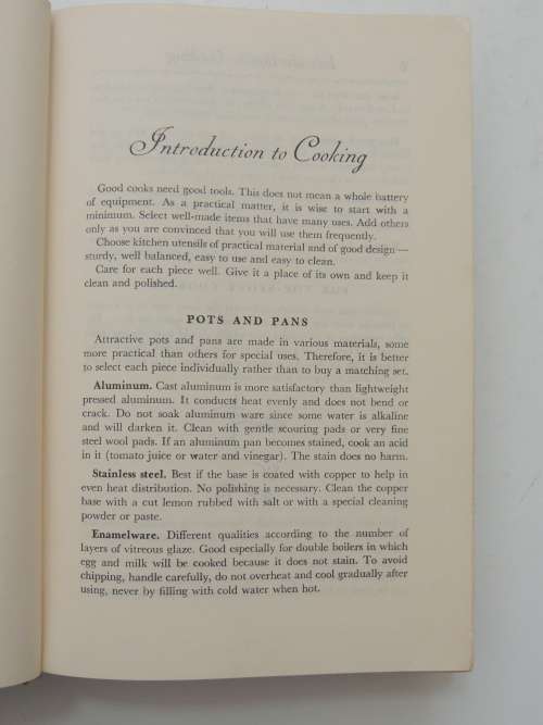 The New Fanny Farmer Boston Cooking-School Cook Book - Fanny Merrit Farmer 9th edition, 1951