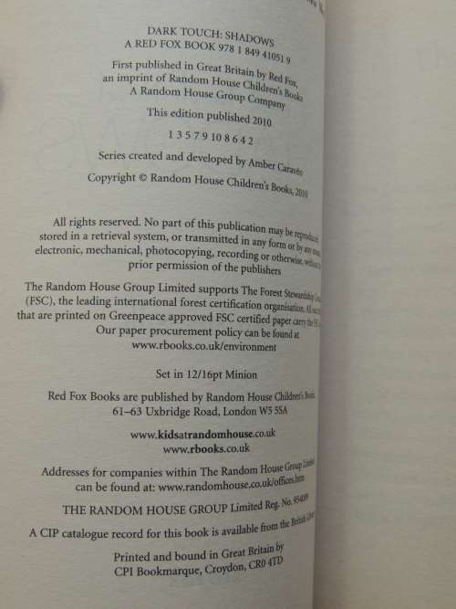 A Dark Touch Novel - Shadows - Amy Meredith