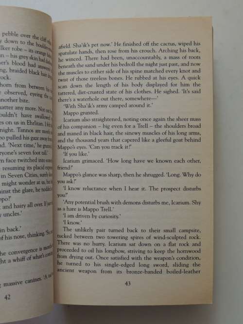 Deadhouse Gates - A Tale of the Malazan Book of the Fallen - Steven Erikson