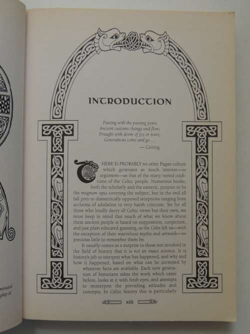 Celtic Myth And Magick - Harnessing The Power Of The Gods And Goddesses -  Edain McCoy