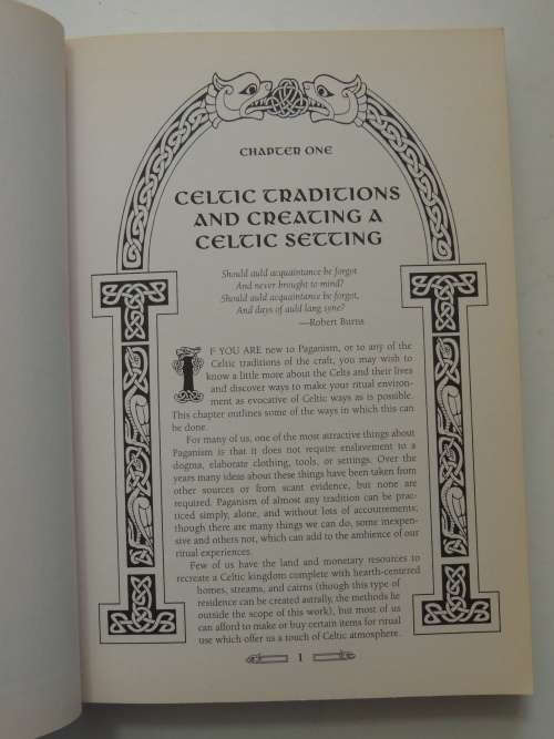 Celtic Myth And Magick - Harnessing The Power Of The Gods And Goddesses -  Edain McCoy