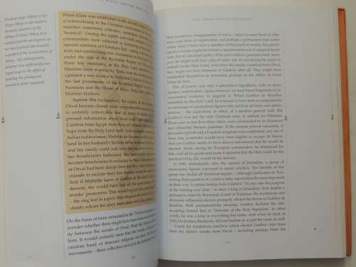 The Holy Blood And The Holy Grail - Illustrated Edition With Exclusive New MaterialMichael Baigent,