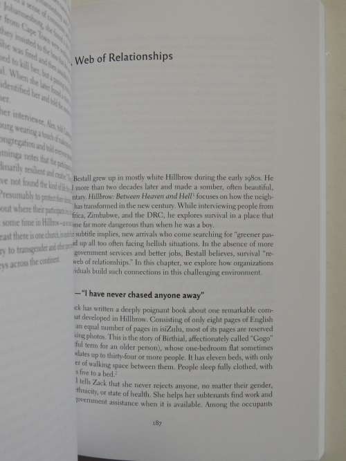 The Roads to Hillbrow, Making Life in South Africa`s Community of Migrants - Ron Nerio, Jean Halley