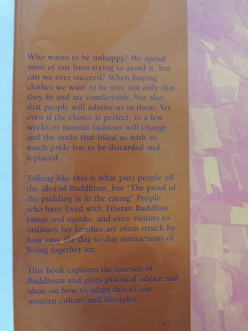 The Essence of Buddhism - Roy Gillet