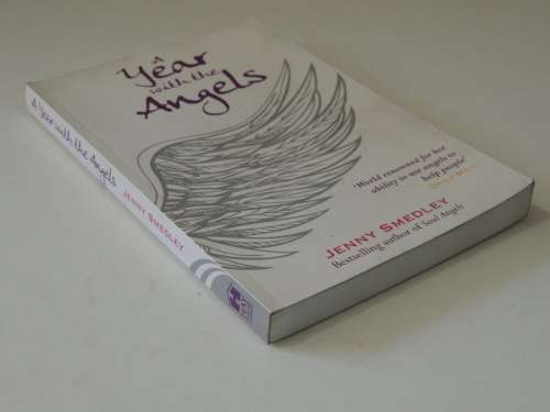 A Year With Angels - Jenny Smedley