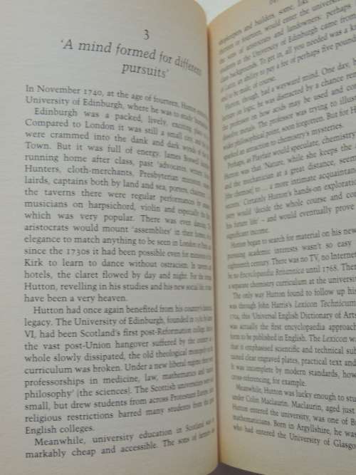 Revolutions in the Earth, James Hutton & the True Age of the World - Stephen Baxter