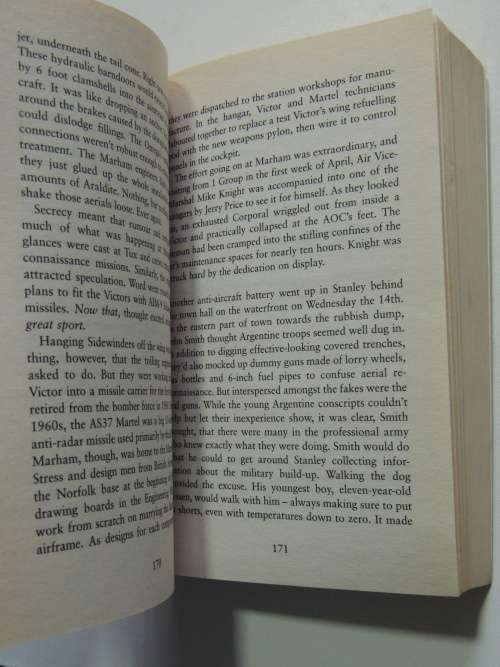 Vulcan 607 - The Epic Story Of The Most Remarkable British Air Attack Since WWII - Rowland White